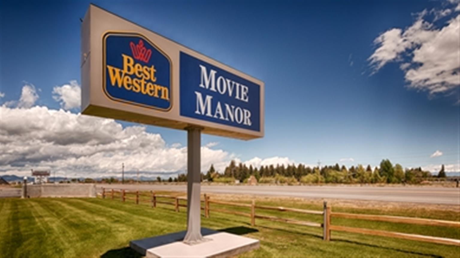 Western Movie Manor